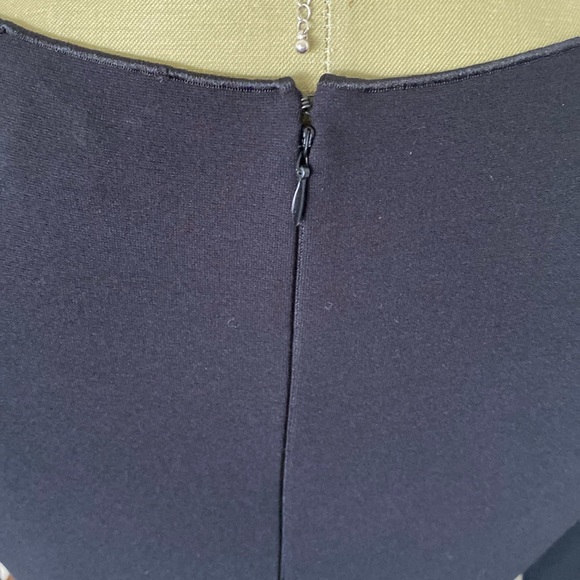 REDUCED!!!Emporio Armani, High Quality LBD Classic! Size 4 (40) - Picture 6 of 17